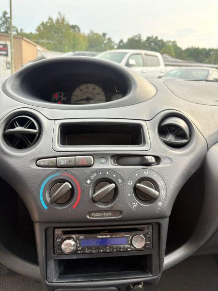 2003 Toyota Echo Base