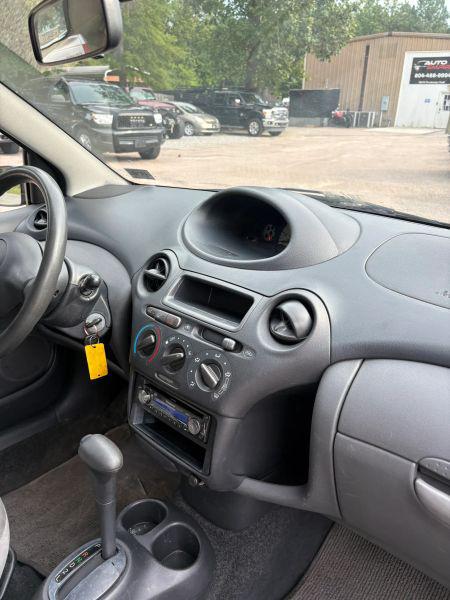 2003 Toyota Echo Base