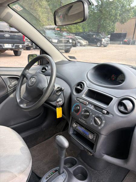 2003 Toyota Echo Base