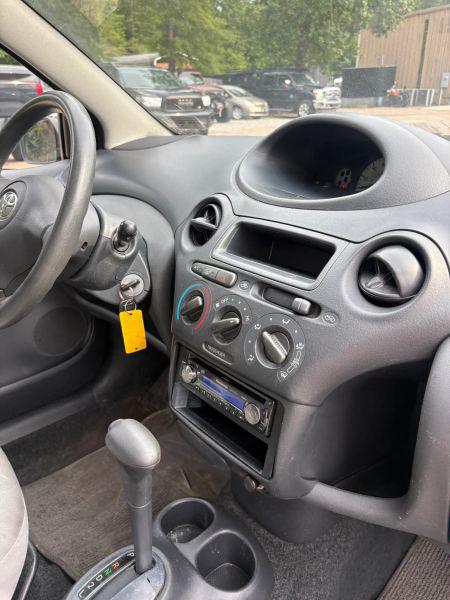 2003 Toyota Echo Base
