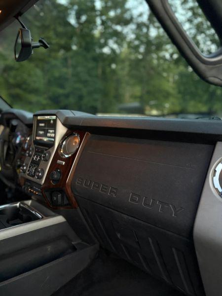 2014 Ford F-350 LARIAT