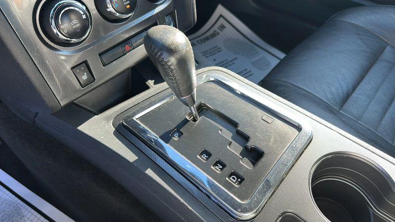 2013 Dodge Challenger SXT Plus
