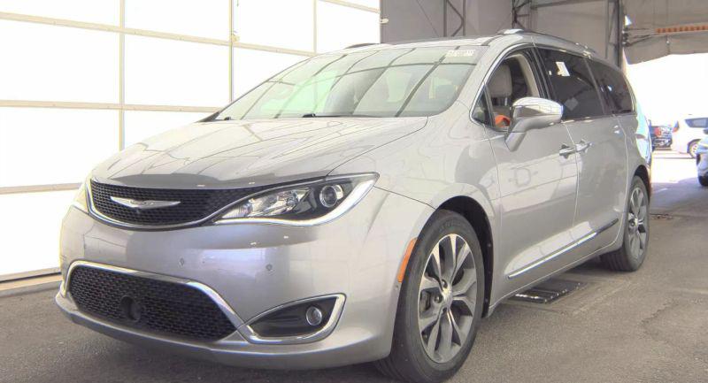 2017 Chrysler Pacifica Limited for sale in Elmhurst, IL