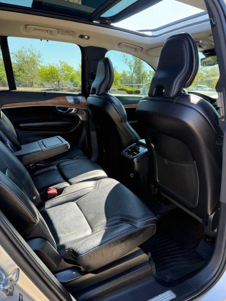 2019 Volvo XC90 T6 Inscription