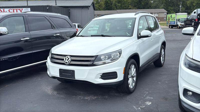 2017 Volkswagen Tiguan Limited 2.0T for sale in Crystal City, MO