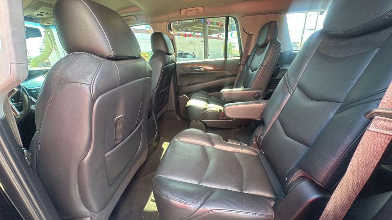 2016 Cadillac Escalade Standard