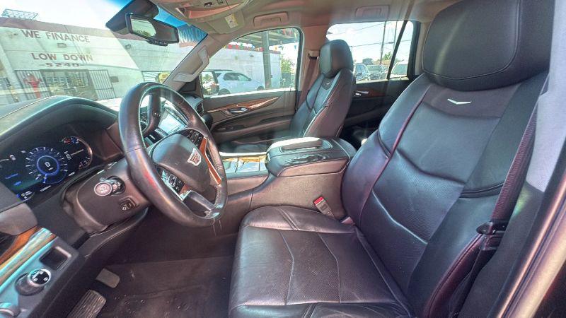 2016 Cadillac Escalade Standard