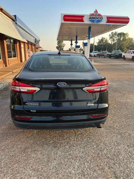 2019 Ford Fusion SEL