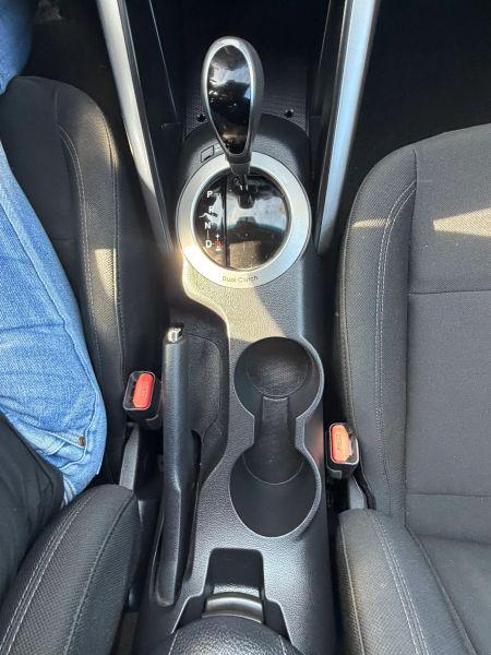 2015 Hyundai Veloster Base