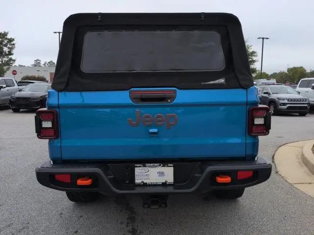2024 Jeep Gladiator Sport
