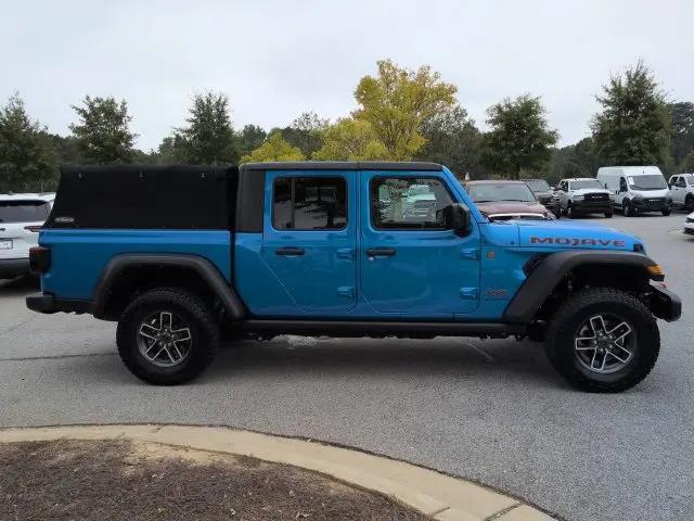 2024 Jeep Gladiator Sport