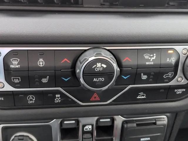 2024 Jeep Gladiator Sport