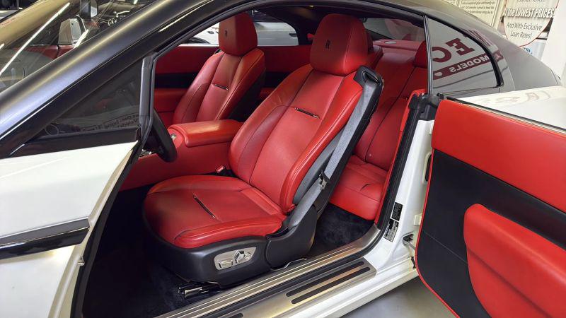 2017 Rolls-Royce Wraith Base