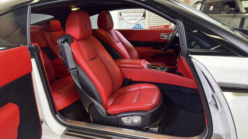 2017 Rolls-Royce Wraith Base