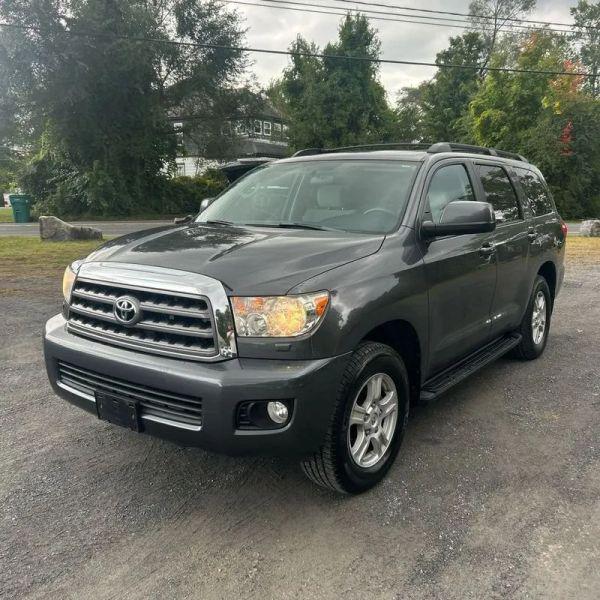 2016 Toyota Sequoia SR5 5.7L V8 for sale in Carlstadt, NJ