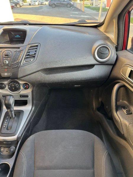 2015 Ford Fiesta SE