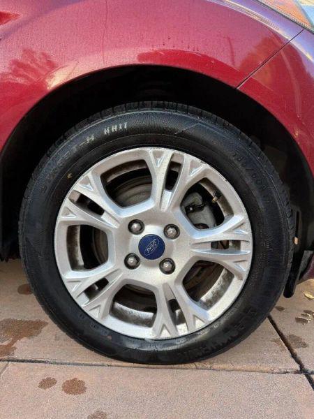 2015 Ford Fiesta SE