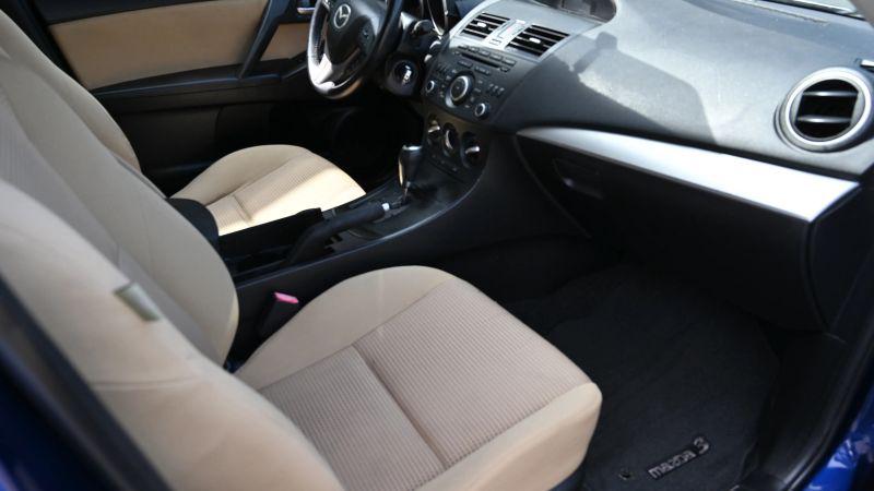 2012 Mazda Mazda3 i Touring