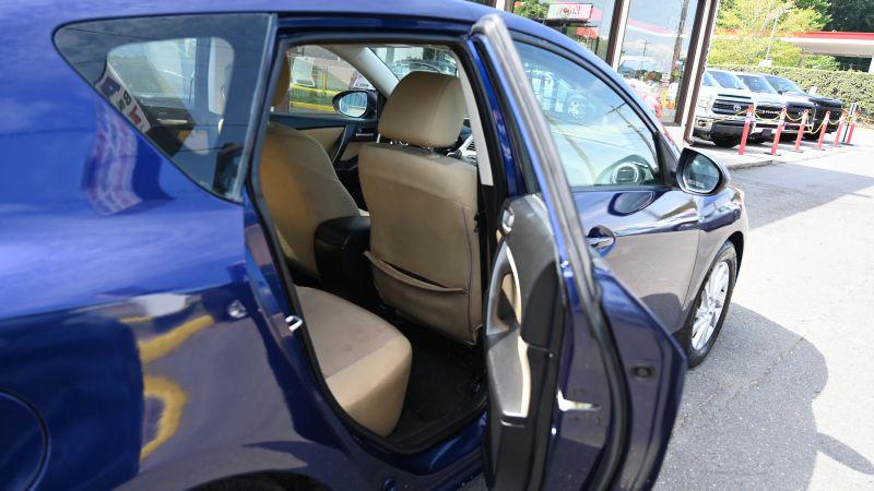 2012 Mazda Mazda3 i Touring