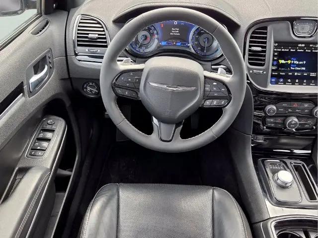 2023 Chrysler 300 300S