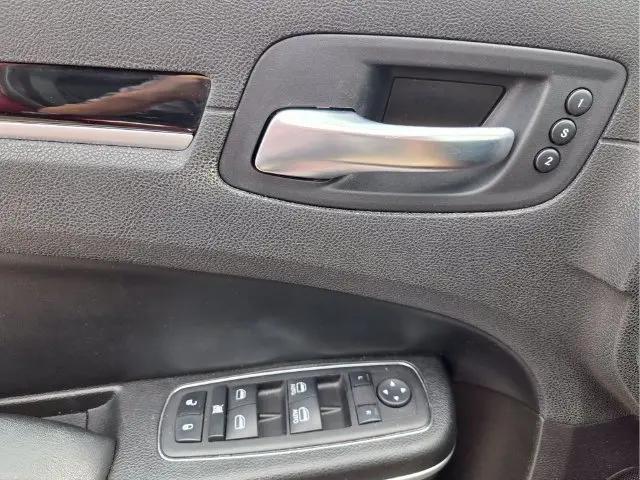 2023 Chrysler 300 300S