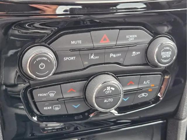 2023 Chrysler 300 300S