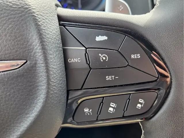 2023 Chrysler 300 300S