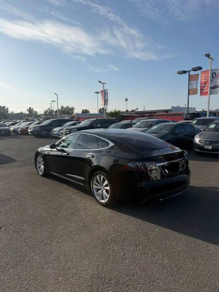 2015 Tesla Model S 85D