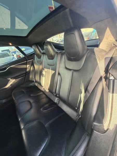 2015 Tesla Model S 85D