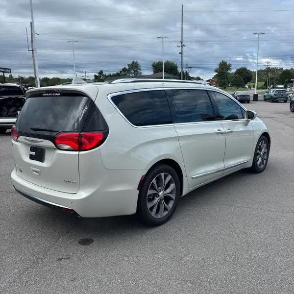 2020 Chrysler Pacifica 35th Anniversary Limited