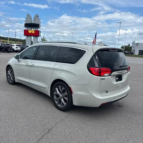 2020 Chrysler Pacifica 35th Anniversary Limited