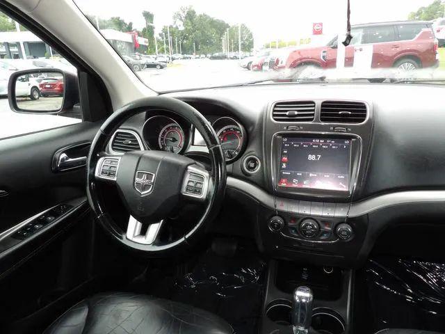 2019 Dodge Journey Crossroad