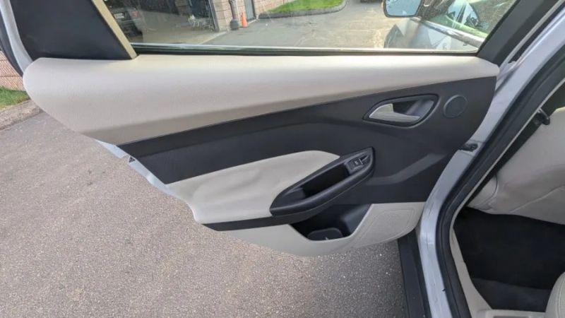2012 Ford Focus Electric Base