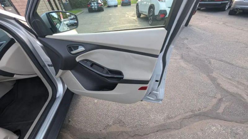 2012 Ford Focus Electric Base