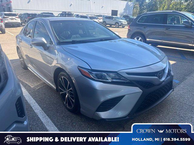 2018 Toyota Camry SE for sale in Holland, MI