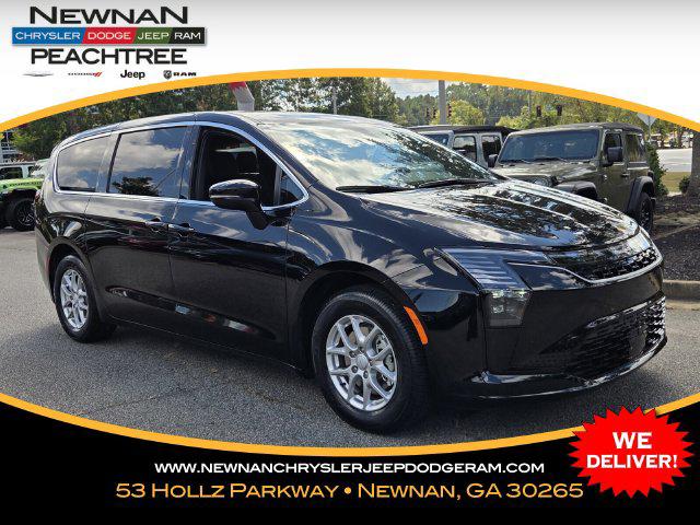 2027 Chrysler Pacifica Select for sale in Newnan, GA