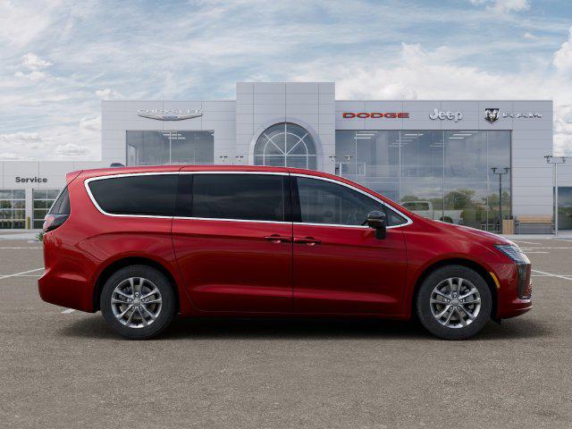 2027 Chrysler Pacifica Select AWD