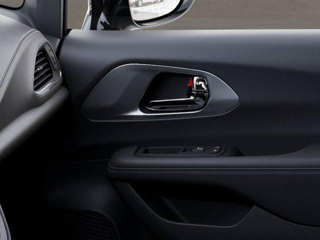 2027 Chrysler Pacifica Select AWD