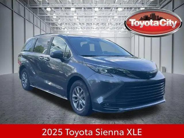 2025 Toyota Sienna XLE for sale in Mamaroneck, NY