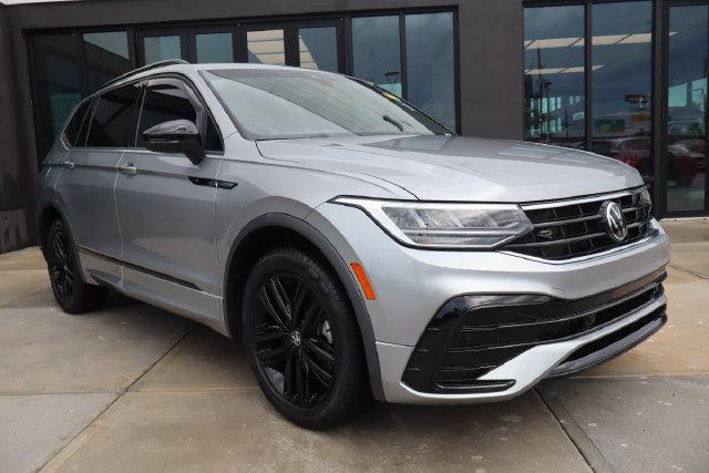 2022 Volkswagen Tiguan 2.0T SE R-Line Black for sale in Saint Petersburg, FL