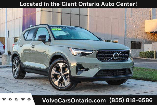 2025 Volvo XC40 B5 Plus Dark Theme for sale in Ontario, CA