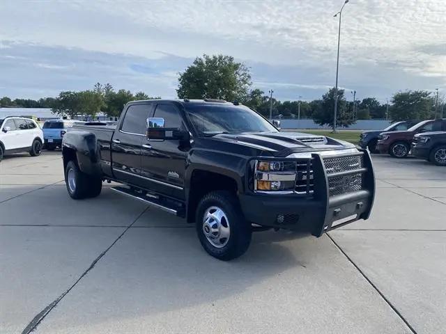 2019 Chevrolet Silverado 3500HD High Country for sale in Vermillion, SD