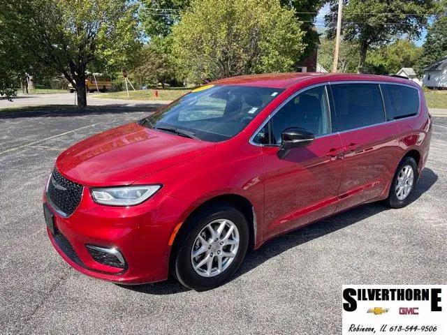 2025 Chrysler Pacifica Select for sale in Robinson, IL