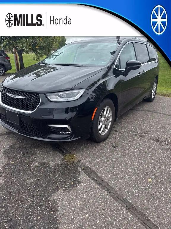 2024 Chrysler Pacifica Touring L for sale in Baxter, MN