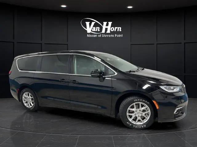 2024 Chrysler Pacifica Touring L for sale in Stevens Point, WI