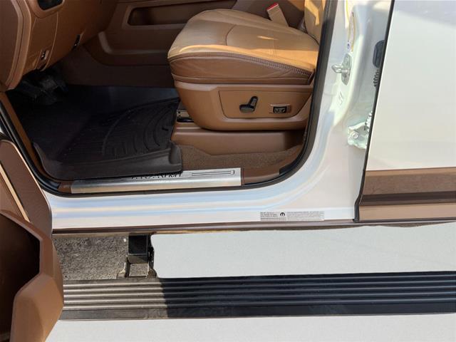 2022 Ram 3500 Limited Longhorn Crew Cab 4x4 8 Box