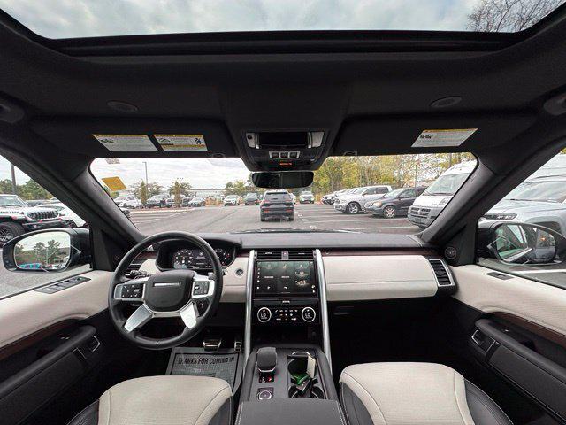 2023 Land Rover Discovery P360 S R-Dynamic 2023 Land Rover Discovery P360 S R-Dynamic