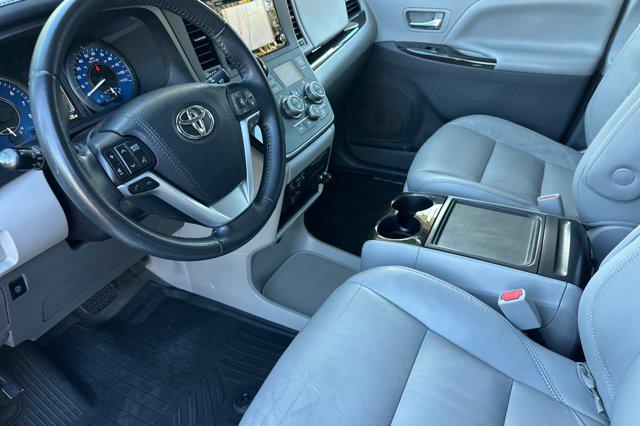 2018 Toyota Sienna XLE 8 Passenger
