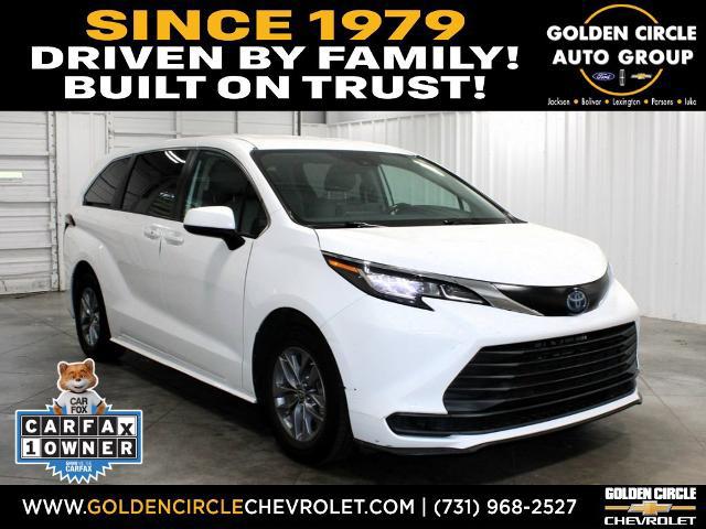 2022 Toyota Sienna LE for sale in Jackson, TN