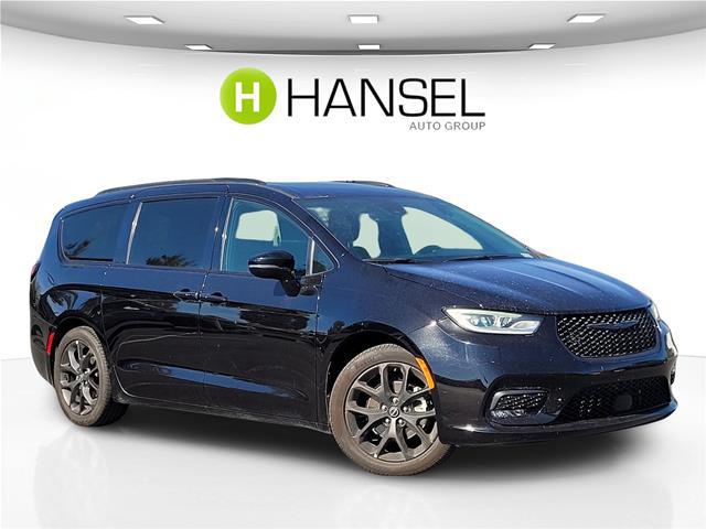 2025 Chrysler Pacifica Limited for sale in Petaluma, CA